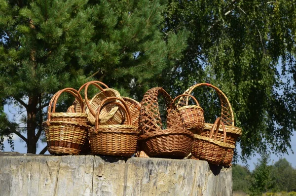 Many Wicker Baskets Willow Vines Various Shapes Ukrainina Easter Basket — Stock Photo, Image