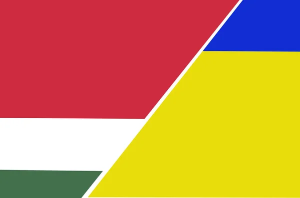 Combinação Bandeiras Estilizadas Ucrânia Hungria Uma Foto Bandeiras Dois Países — Fotografia de Stock