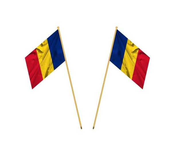 Κυματίζει Πολύχρωμη Σημαία Της Ρωμανίας Σημαία Της Ρουμανίας Κυματίζει Πραγματική — Φωτογραφία Αρχείου