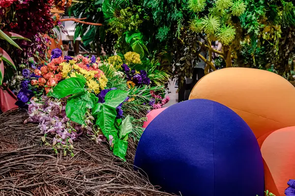 Güzel çiçek süslemeleri, çiçek arka planı, düğün dekorasyonu, gül deseni, renkli arka plan, bir demet çiçek.