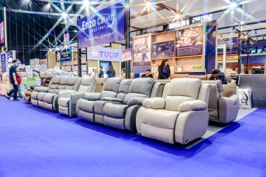 Bitec Bangna 'daki Mobilya Mega Satış Sergisi' nin iç görüntüsü. Bangkok, Tayland - 26 Ocak 2025.