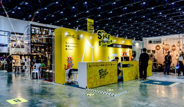 Tayland 'daki QSNCC' de 2025 sayılı Style Bangkok etkinliği. Bir sürü yerli insan alışveriş için kendi çıkarları doğrultusunda geliyor. Bangkok, Tayland. - 5 Nisan 2025.