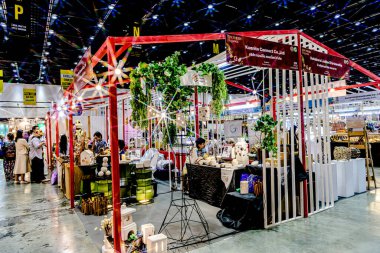 Tayland 'daki QSNCC' de 2025 sayılı Style Bangkok etkinliği. Bir sürü yerli insan alışveriş için kendi çıkarları doğrultusunda geliyor. Bangkok, Tayland. - 5 Nisan 2025.