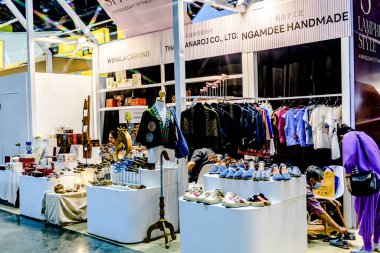 Tayland 'daki QSNCC' de 2025 sayılı Style Bangkok etkinliği. Bir sürü yerli insan alışveriş için kendi çıkarları doğrultusunda geliyor. Bangkok, Tayland. - 5 Nisan 2025.