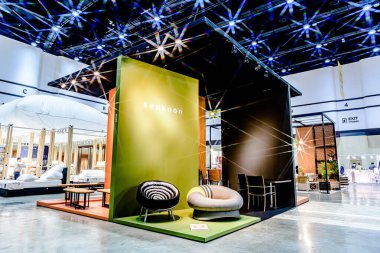 Tayland 'daki QSNCC' de 2025 sayılı Style Bangkok etkinliği. Bir sürü yerli insan alışveriş için kendi çıkarları doğrultusunda geliyor. Bangkok, Tayland. - 5 Nisan 2025.