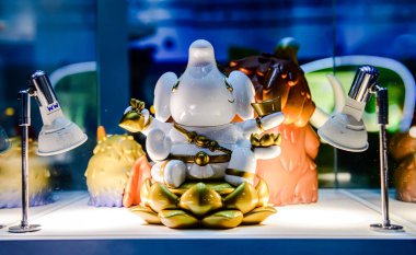 Tayland 'daki QSNCC' de 2025 sayılı Style Bangkok etkinliği. Bir sürü yerli insan alışveriş için kendi çıkarları doğrultusunda geliyor. Bangkok, Tayland. - 5 Nisan 2025.