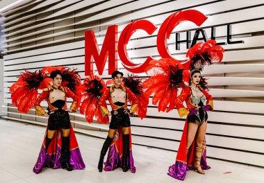 Bangkok 'un Bangkapi bölgesinde, MCC Hall' daki M Life Store 'da We All Pride Thailand' ın kampanya etkinliği. Yerel halk mutlu bir şekilde buluşmayı sever. Bangkok, Tayland. - 24 Mayıs 2025.