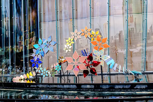 Bangkok, Tayland. - 22 Mayıs 2025, Icon Siyam 'ın dışı, Asya' nın en iyi alışveriş merkezlerinden biri..