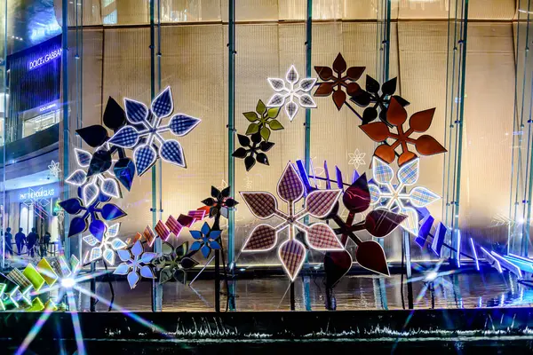 Bangkok, Tayland. - 22 Mayıs 2025, Icon Siyam 'ın dışı, Asya' nın en iyi alışveriş merkezlerinden biri..