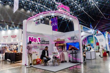 Bangkok, Tayland - 27 Haziran 2025: Bitec Bangna 'da düzenlenen Tayland Sağlık, Seyahat, Moda ve Turizm Sergisi.