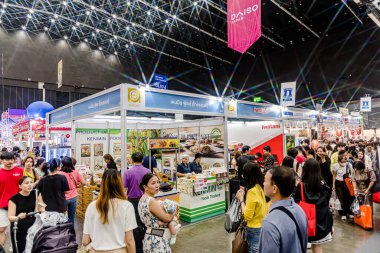 Bangkok, Tayland - 27 Haziran 2025: Bitec Bangna 'da düzenlenen Tayland Sağlık, Seyahat, Moda ve Turizm Sergisi.
