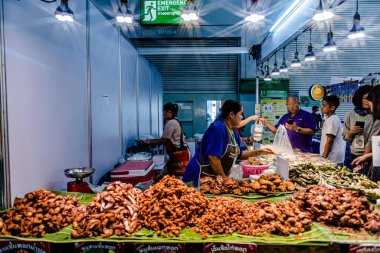 Bangkok, Tayland - 27 Haziran 2025: Bitec Bangna 'da düzenlenen Tayland Sağlık, Seyahat, Moda ve Turizm Sergisi.