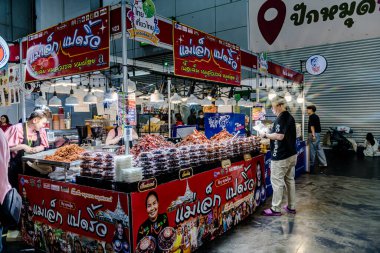 Bangkok, Tayland - 27 Haziran 2025: Bitec Bangna 'da düzenlenen Tayland Sağlık, Seyahat, Moda ve Turizm Sergisi.