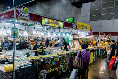 Bangkok, Tayland - 27 Haziran 2025: Bitec Bangna 'da düzenlenen Tayland Sağlık, Seyahat, Moda ve Turizm Sergisi.