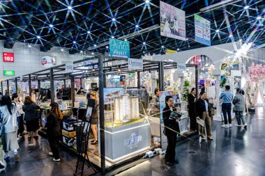 Bangkok, Tayland - 27 Haziran 2025: Bitec Bangna 'da düzenlenen Tayland Sağlık, Seyahat, Moda ve Turizm Sergisi.