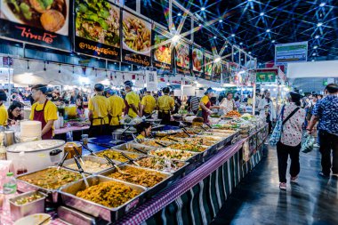 Bangkok, Tayland - 27 Haziran 2025: Bitec Bangna 'da düzenlenen Tayland Sağlık, Seyahat, Moda ve Turizm Sergisi.