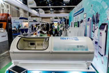 Bangkok, Tayland - 27 Haziran 2025: Bitec Bangna 'da düzenlenen Tayland Sağlık, Seyahat, Moda ve Turizm Sergisi.