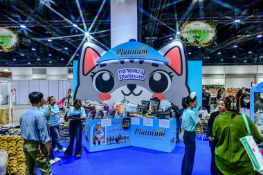 QSNCC 'de Tayland' da Hayvan Fuarı Şampiyonası. Ziyaretçiler evcil hayvanlarını alışverişe getirebilir ve diğer evcil hayvan severler ile etkinliklerin tadını çıkarabilirler. Bangkok, Tayland - 31 Temmuz 2025.