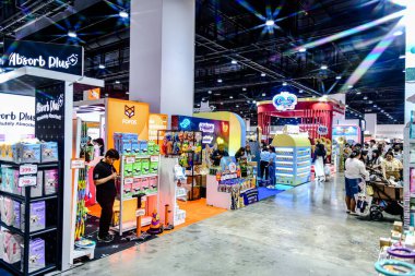 QSNCC 'de Tayland' da Hayvan Fuarı Şampiyonası. Ziyaretçiler evcil hayvanlarını alışverişe getirebilir ve diğer evcil hayvan severler ile etkinliklerin tadını çıkarabilirler. Bangkok, Tayland - 31 Temmuz 2025.