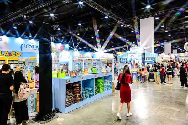 QSNCC 'de Tayland' da Hayvan Fuarı Şampiyonası. Ziyaretçiler evcil hayvanlarını alışverişe getirebilir ve diğer evcil hayvan severler ile etkinliklerin tadını çıkarabilirler. Bangkok, Tayland - 31 Temmuz 2025.