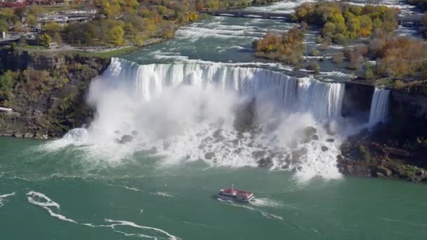 Niagara River American Falls Φθινοπωρινή Περίοδο Φύλλωμα Κρουαζιέρα Στην Πόλη — Αρχείο Βίντεο