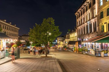 Montreal, Quebec, Kanada - 18 Ağustos 2021: Place Jacques-Cartier, Old Montreal.