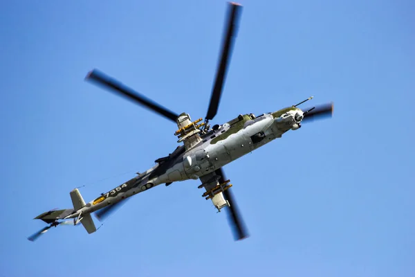Helicóptero Ataque Hind Fuerza Aérea Checa Vuelo Sobre Berlín Schonefeld — Foto de Stock