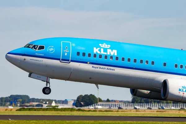 Boeing 737 Pasenger Plane Klm Royal Dutch Airlines Taking Amsterdam — Stock Photo, Image
