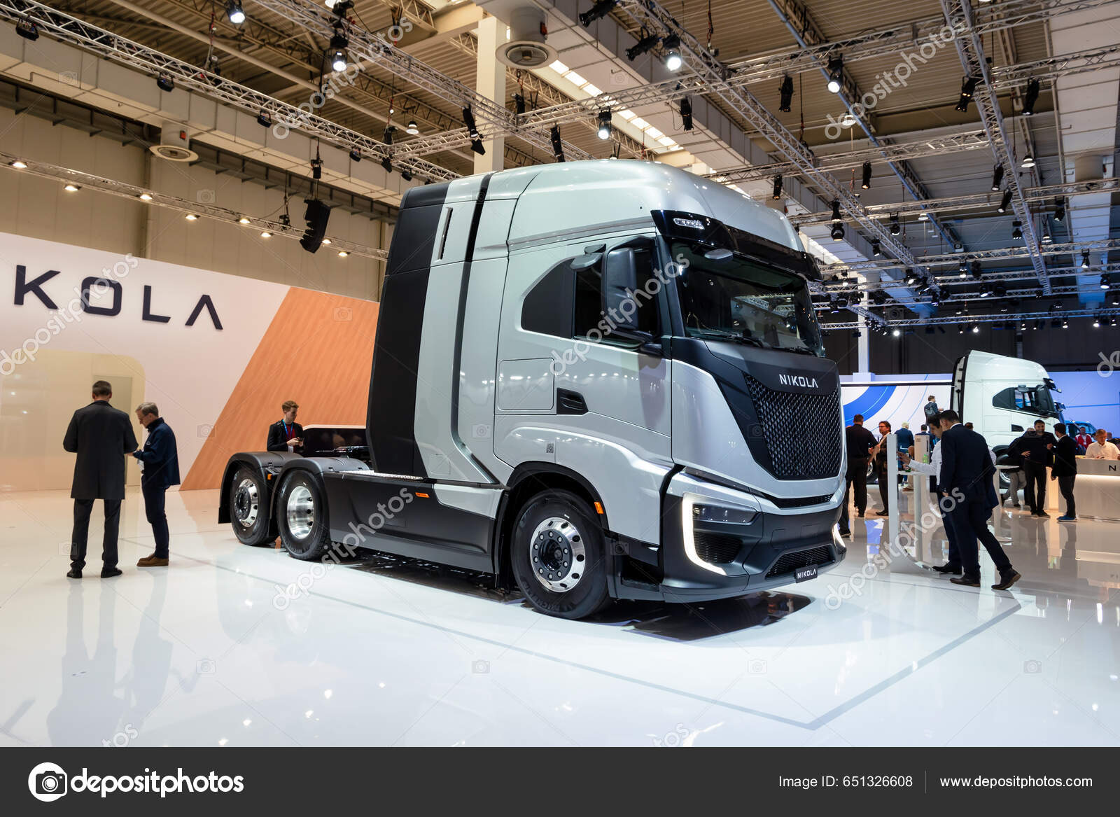 Nikola Tre Bev Electric Truck Hannover Iaa Transportation Motor