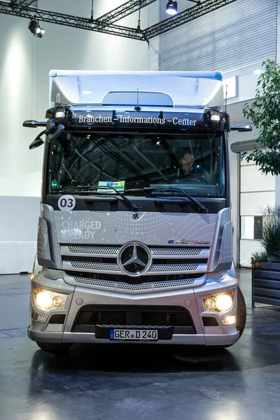 Mercedes Benz Eactros 300 Tractor Electric Truck Hannover Iaa Transportation — Stock Photo, Image