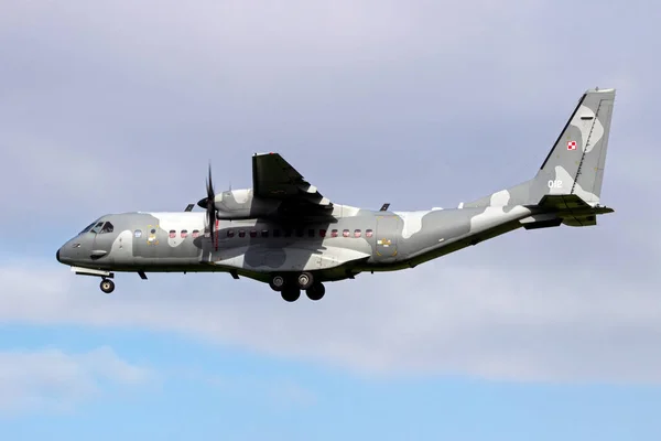 Poolse Luchtmacht Casa 295 Militair Transportvliegtuig Arriveert Vliegbasis Leeuwarden Leeuwarden — Stockfoto