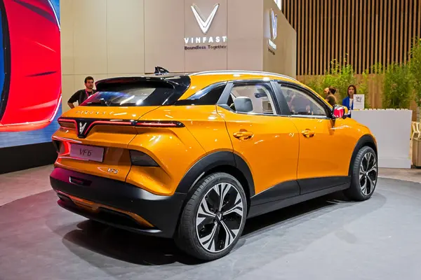 Vinfast Vf6 Electric Subcompact Crossover Suv Car Showcased Paris Mondial — Stock Photo, Image