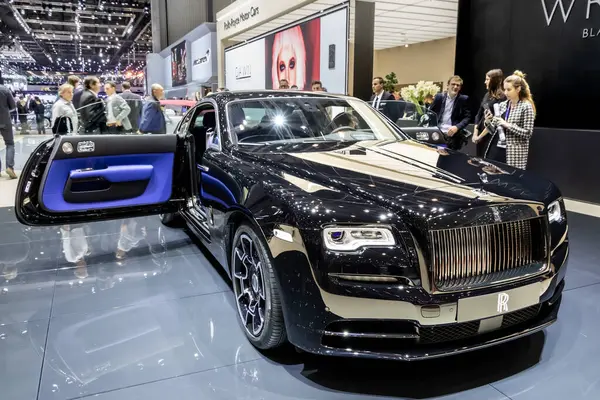 Rolls Royce Wraith Black Badge Роскошный Автомобиль Женевском Международном Автосалоне Стоковая Картинка