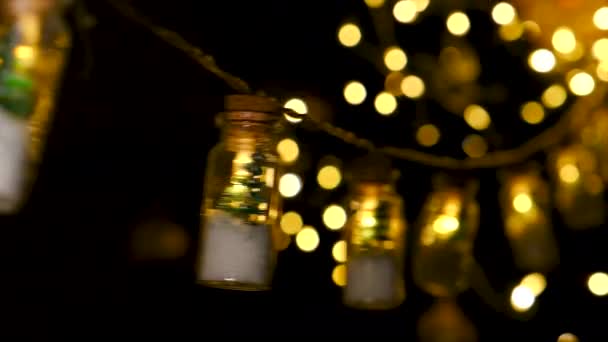 Рождественская Гирлянда Дереве Ночью Избирательный Фокус Праздник — стоковое видео