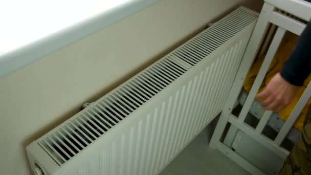 Radiadores Calor Casa Calefacción Enfoque Selectivo Blanco — Vídeos de Stock