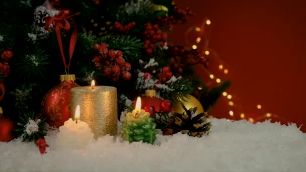 Weihnachtsdekor Auf Dem Hintergrund Des Weihnachtsbaums Selektiver Fokus Urlaub — Stockvideo