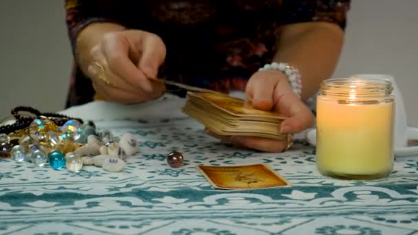 Jóslat Tarot Kártyákról Jövendőmondó Szelektív Fókusz Emberek — Stock videók