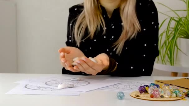 Woman Numerologist Astrologer Counts Numbers Selective Focus People — Video