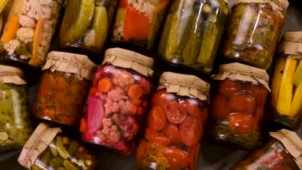 Διατήρηση Λαχανικών Για Χειμώνα Επιλεκτική Εστίαση Τρόφιμα — Αρχείο Βίντεο