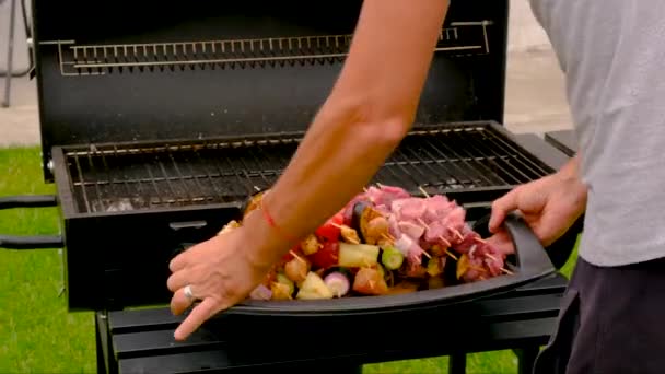 Warzywa Grilla Mięso Wybiórcze Skupienie Żywność — Wideo stockowe