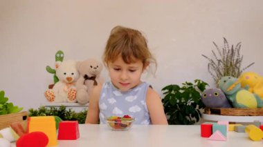 Reçelli çocuk. Seçici odaklanma. çocuk.