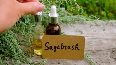 Çalı çırpı tentürü ve takviyeler. Seçici odaklanma. Doğa.