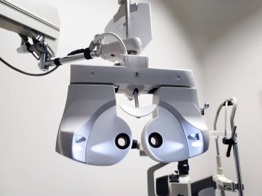 Göz örneği ekipmanları Yeni gözlük için ön-ekran kontrol