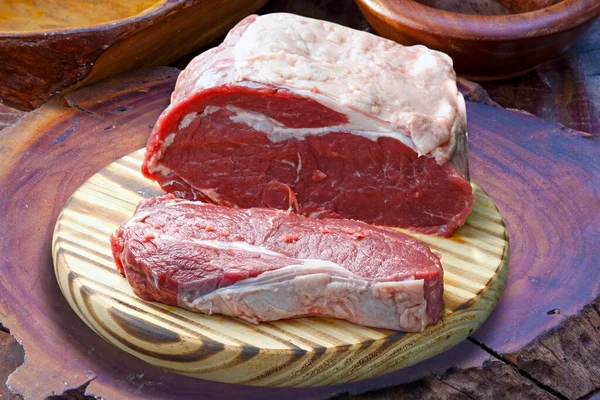 Çiğ Biftek Sığır Filetosu — Stok fotoğraf