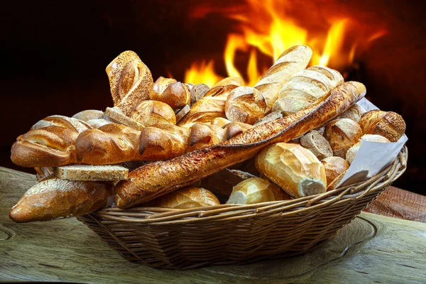 面包店 面包篮食物 — 图库照片
