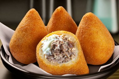 Tavuk Coxinha, Brezilya aperatifi.