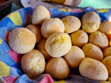 Peynir ekmek ile Servis Kahvaltı