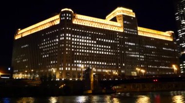 Chicago Nehri 'ndeki bir tekneden Chicago manzarası.