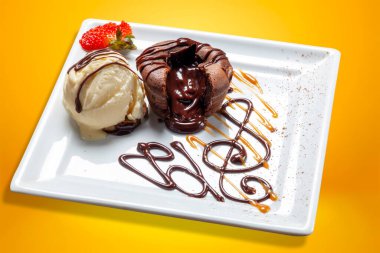 Minyon gateau tatlı yemeği