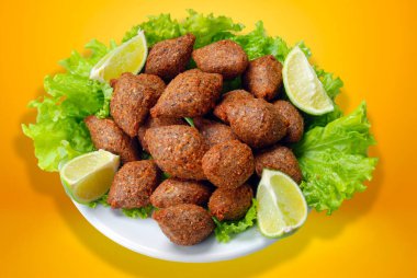 Limonlu kızarmış mama, Quibe, Brezilya usulü aperatif